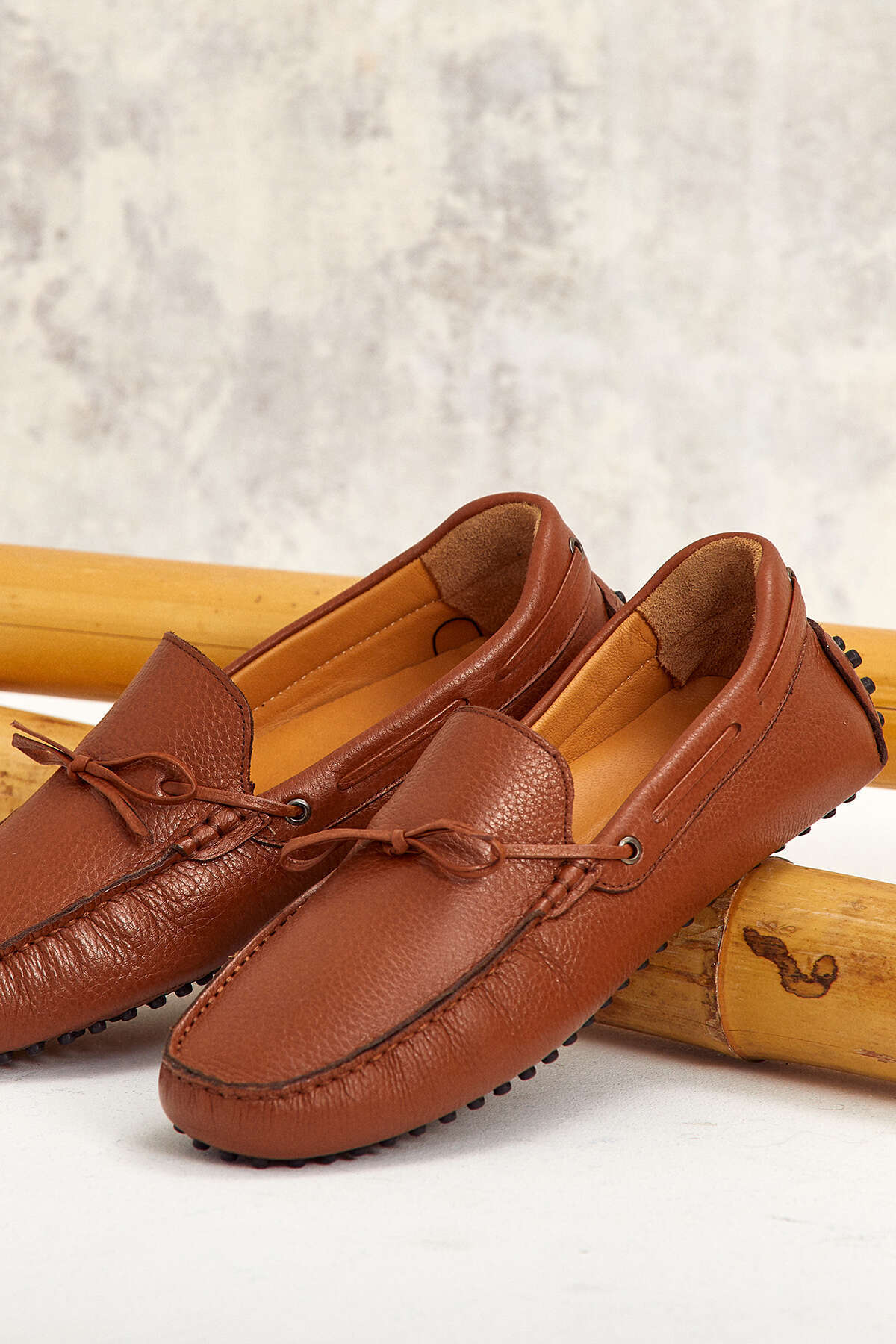 Tobacco Shoes - SMILE