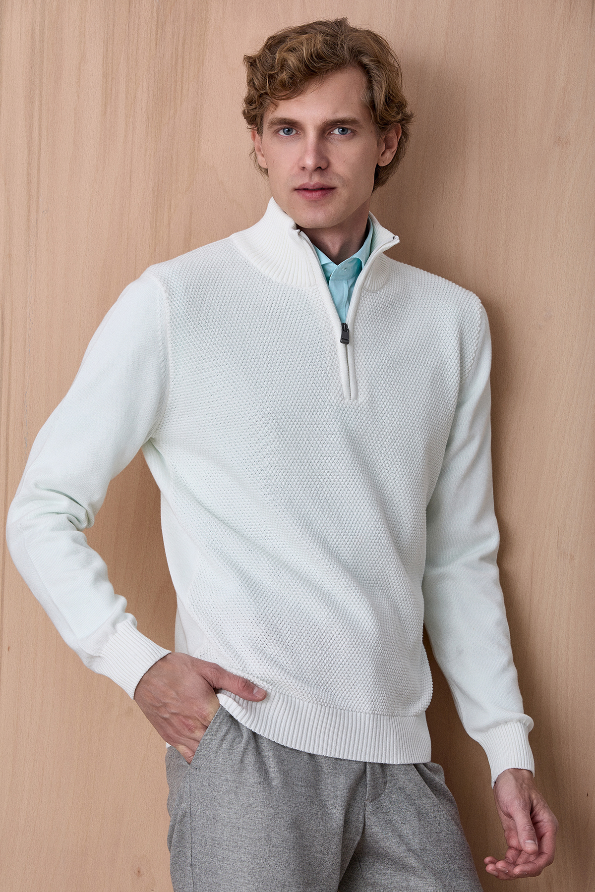 Kırık Beyaz %100 Pamuk Fermuarlı Triko - SMILE